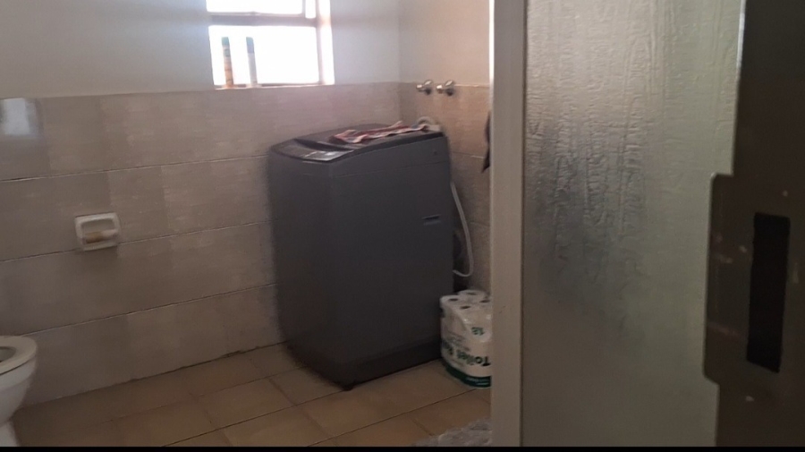 1 Bedroom Property for Sale in Potchefstroom North West
